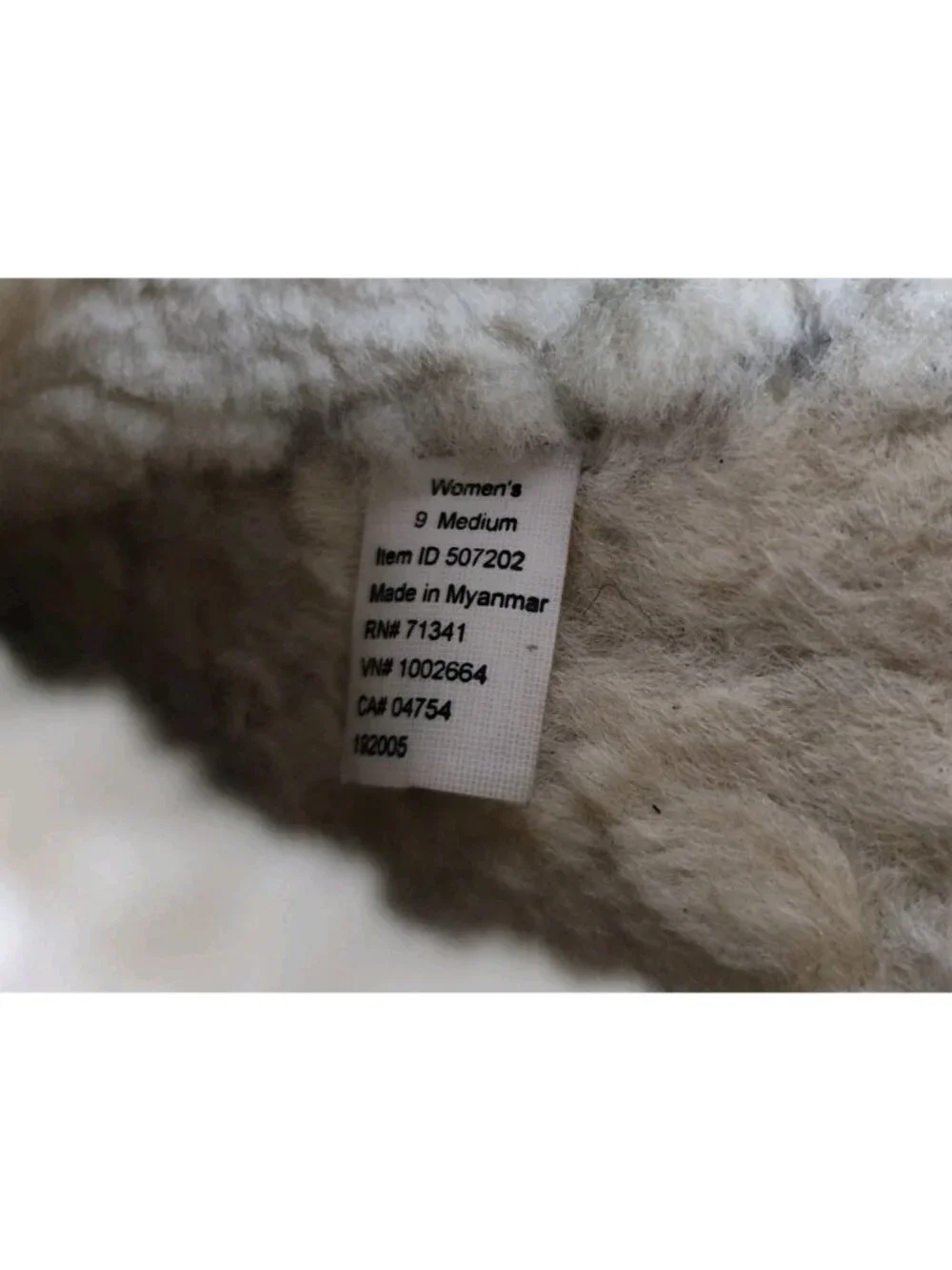 L.L.Bean Wicked Good Slippers Squam Lake Red Suede Lined Lamb Wool Women's 9M - Picture 10 of 10